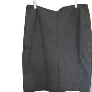 Worthington Size 12, Flat Front, Hook & Eye, Zipper. Knee Length.